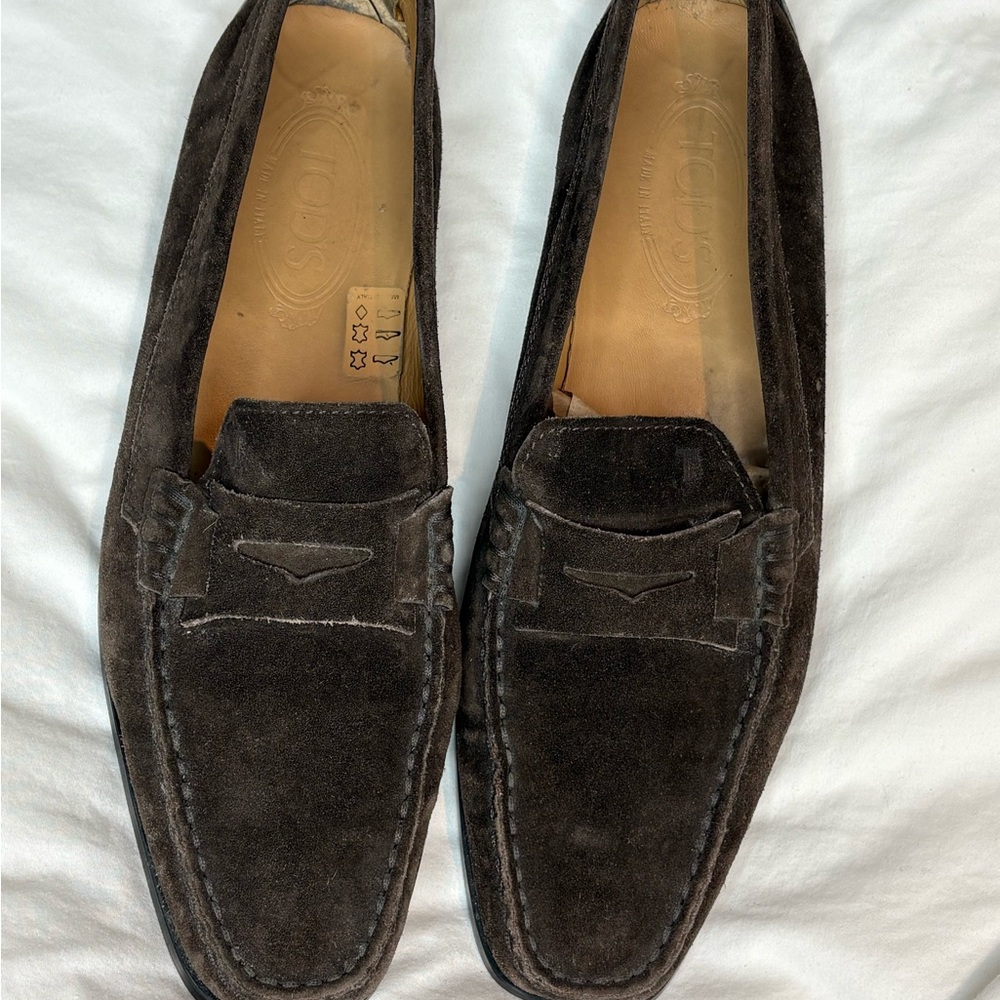 Suede Tod’s loafers in rich chocolate brown
